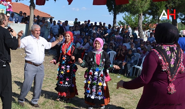 Avrupaya İhraç Edilen Börez Kirazına Festival Yapıldı