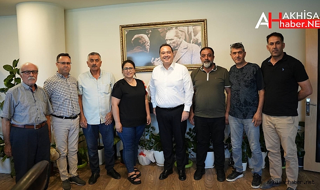 Başkan Dutlulu, Hürriyet Mahallesi Muhtarını ve Azalarını Ağırladı