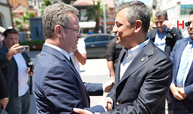 CHP Lideri Özgür Özel'den Manisa Valisi Enver Ünlü'ye Ziyaret