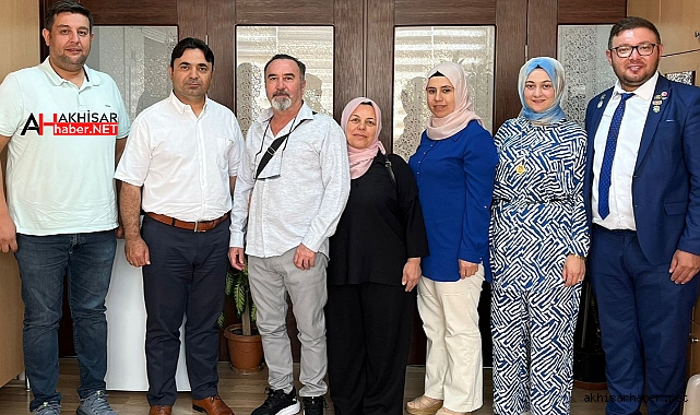 Şehit Yakınları ve Gazilerden İlçe Nüfus Müdürü'ne Anlamlı Ziyaret