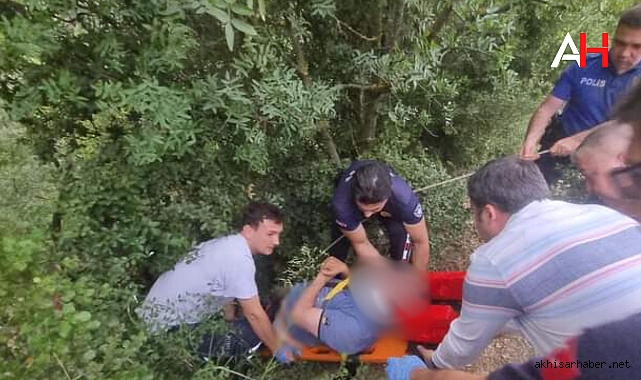 Tuvaletini yapmak için durduğu yamaktan aşağı yuvarlandı