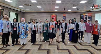 KADEM Manisa Filistin İçin Hayır Çarşısı Açtı