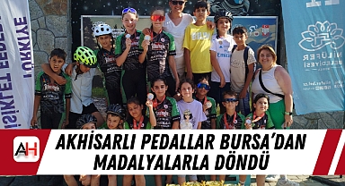 Akhisarlı Pedallar Bursa'dan Madalyalarla Döndü