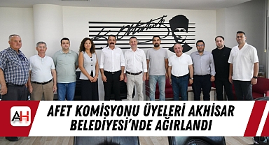 Afet Komisyonu Üyeleri Akhisar Belediyesi'nde Ağırlandı