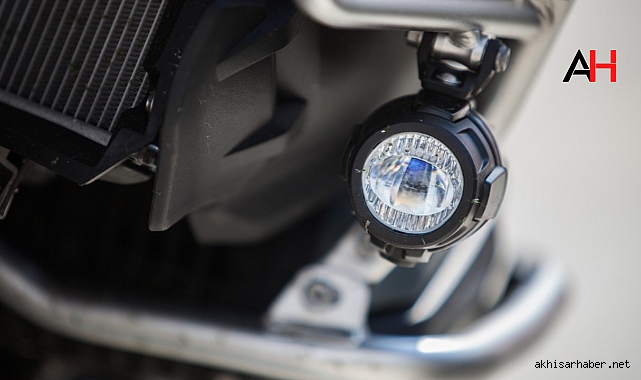 Motosiklet Sis Farı Seçerken Hangi Özelliklere Dikkat Etmelisiniz?