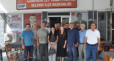 CHP Selendi’de Yeni Başkan Cemil Kurt Mazbatasını Aldı