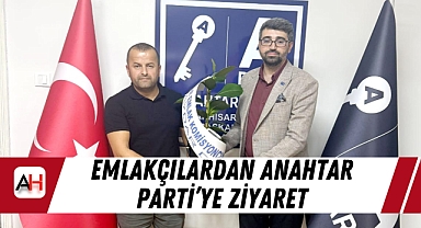 Emlakçılardan Anahtar Parti'ye Ziyaret