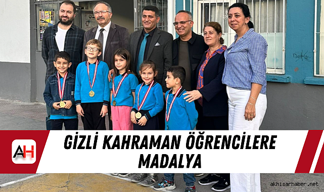 Gizli Kahraman Öğrencilere Madalya