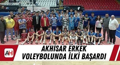 Akhisar erkek voleybolunda ilki başardı