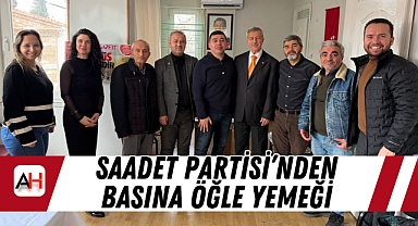 Saadet Partisi'nden Basına Öğle Yemeği