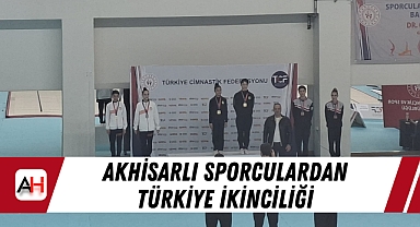 Akhisarlı sporculardan Türkiye ikinciliği