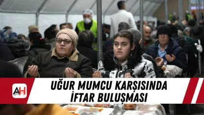Uğur Mumcu Karşısında İftar Buluşması