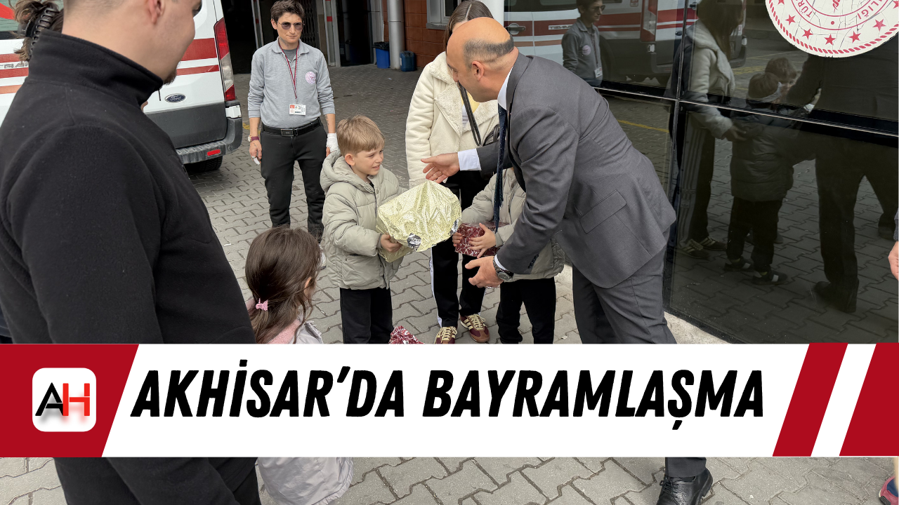 Akhisar’da Bayramlaşma Programı Gerçekleşti