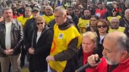 Akhisar’da Eğitimcilerden Şiddete Tepki