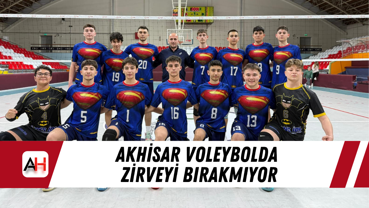 Akhisar voleybolda zirveyi bırakmıyor
