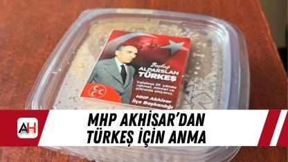 MHP Akhisar’dan Türkeş İçin Anma