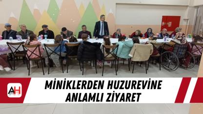 Miniklerden huzurevine anlamlı ziyaret