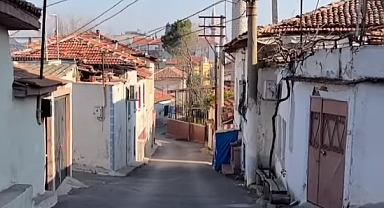 Akhisar Sokakları yokuş