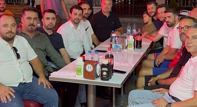 Akhisarspor futbolcuları Burger Cheff'de akşam yemeğinde buluştu